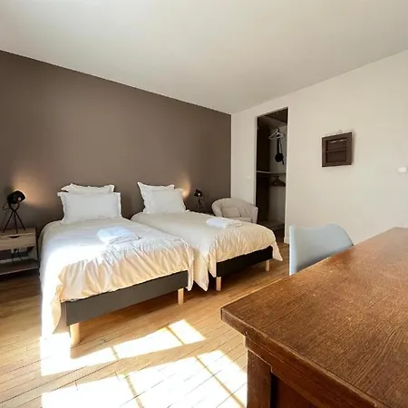 Maignan 15 Couchages 24h Вилла