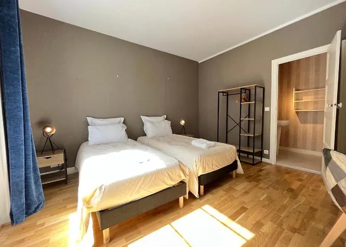 Maignan 15 Couchages 24h Villa